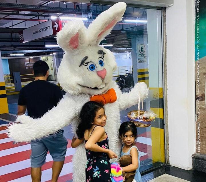 Coelhinho da Páscoa comanda Caça aos Ovos em Manaus