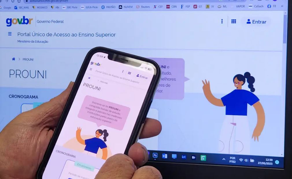 Prouni: convocados da lista de espera devem entregar dados até sexta
