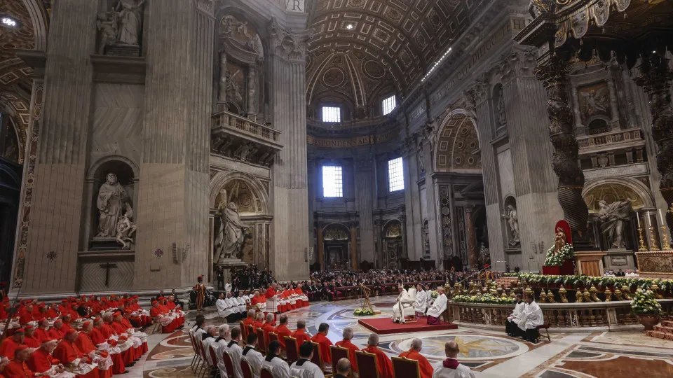 Conclave, catafalco, rogito, camerlengo: os significados dos termos nos ritos após a morte do Papa